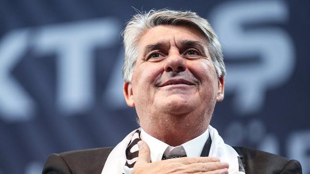 Serdal Adalı, Trossard transferini resmen duyurdu ve takımın yeni hedeflerini paylaştı