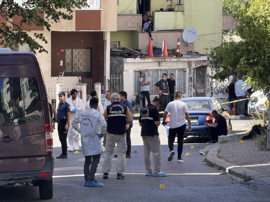 Maltepe'de Silahlı Tartışma: İki Kişi Hayatını Kaybetti, Bir Kişi Ağır Yaralandı