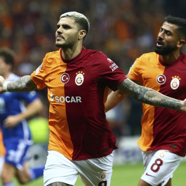 Galatasaray, F.Bahçe ve Beşiktaş'ın Avrupa grup maçlarının fikstürü açıklandı.