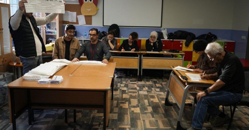 Ardahan'da AK Parti'nin muhalefeti nedeniyle seçimler yenilenecek