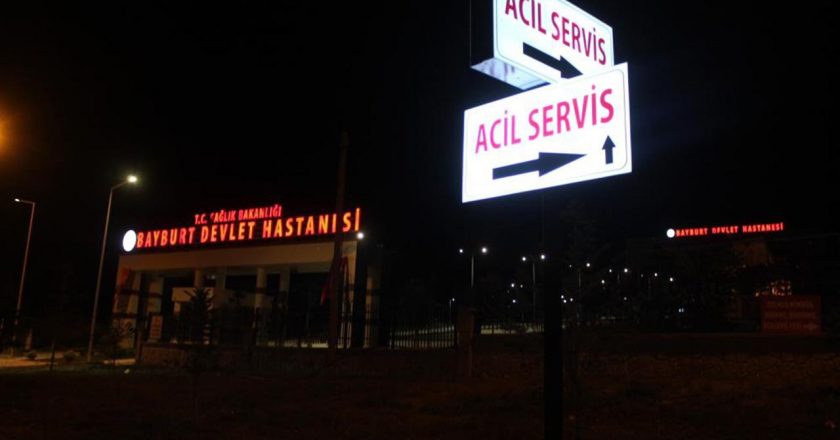 Mantardan zehirlenen 5 kişi hastaneye kaldırıldı