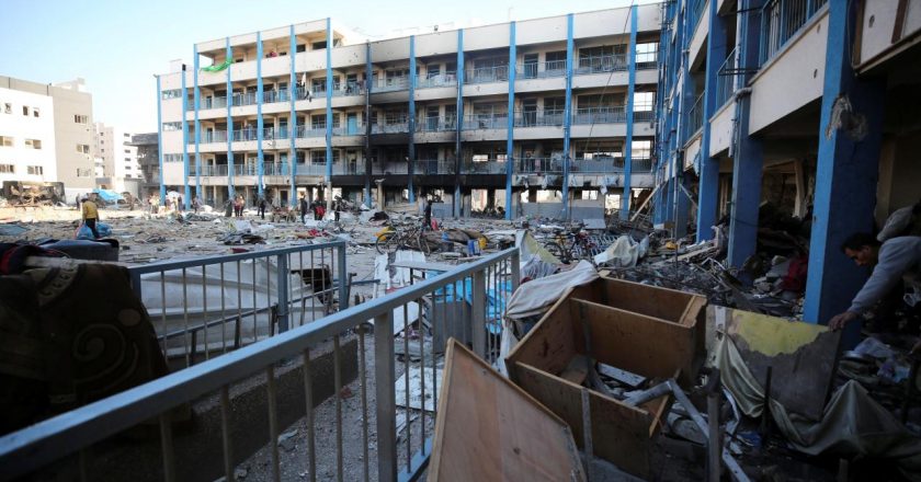 İsrail soykırımı Filistinlilerin sığındığı okulu hedef aldı: 10 ölü