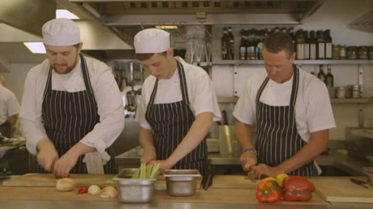 Genç Avrupalılar özel kurslara katılarak bir iş bulur