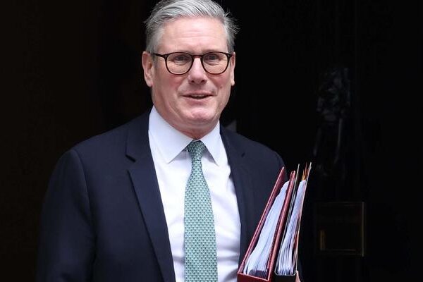 İngiliz Başbakanı Starmer: “Putin, çizgileri geçerse ciddi sonuçları olacağını açıkça anlamalı”