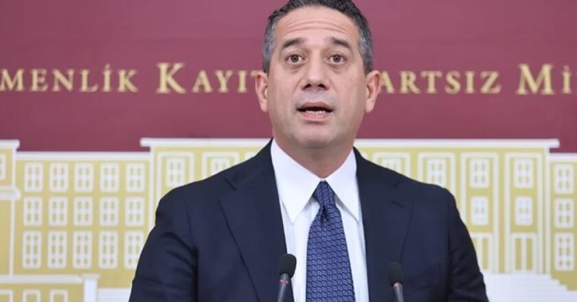 Ali Mahir Başarır’dan göndermeli ‘bavul’ paylaşımı – Son Dakika Siyaset Haberleri