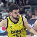 Fenerbahçe Beko Kaptanı Melih Mahmutoğlu: Seyircimizin önünde kupayı kazanmak istiyoruz
