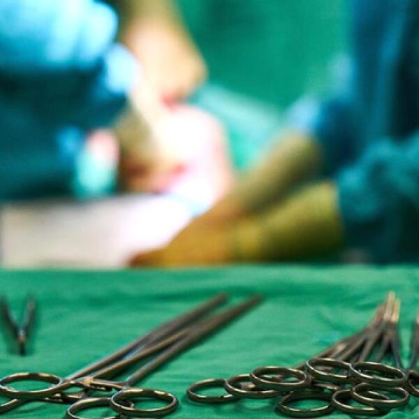 Mide balonu taktırmak isterken öldü, doktor tutuklandı