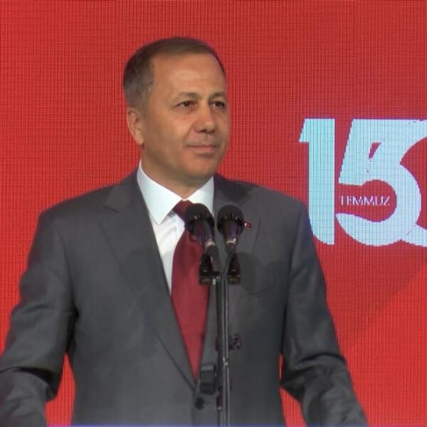 Bakan Yerlikaya: Ne FETÖ’ye ne de herhangi bir terör örgütüne asla geçit yoktur