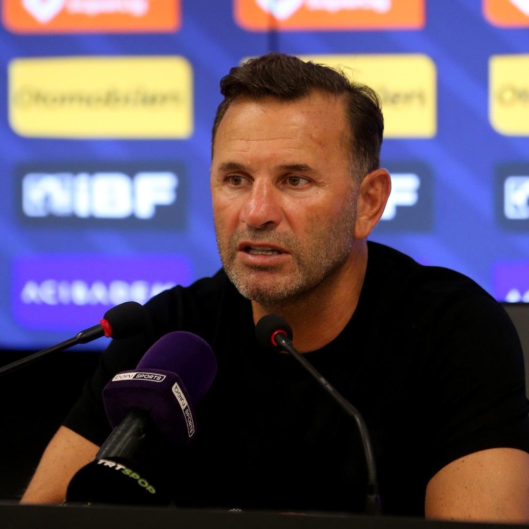 Okan Buruk Tan Fenerbahce Kerem Aktürkoğlu ve Barış Alper Yulmaz'ın yeni transferi eleştirel açıklama ile geldi! 2