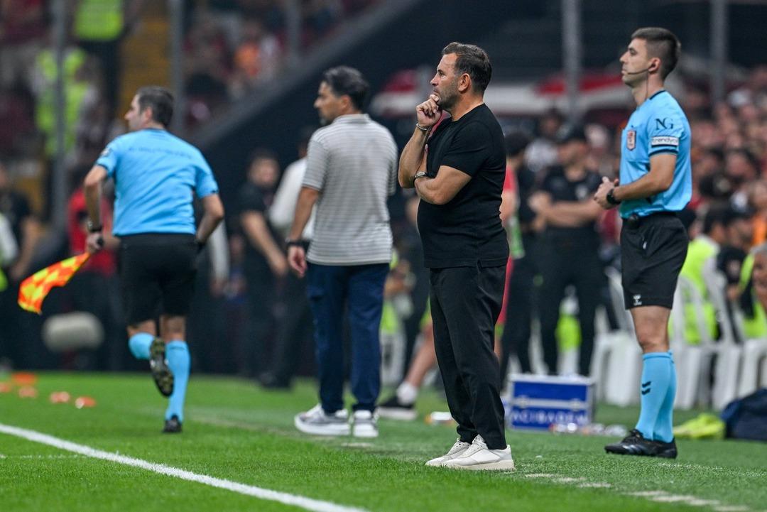 Okan Buruk Tan Fenerbahce Kerem Aktürkoğlu ve Barış Alper Yulmaz'ın yeni transferi eleştirel açıklama ile geldi! 3