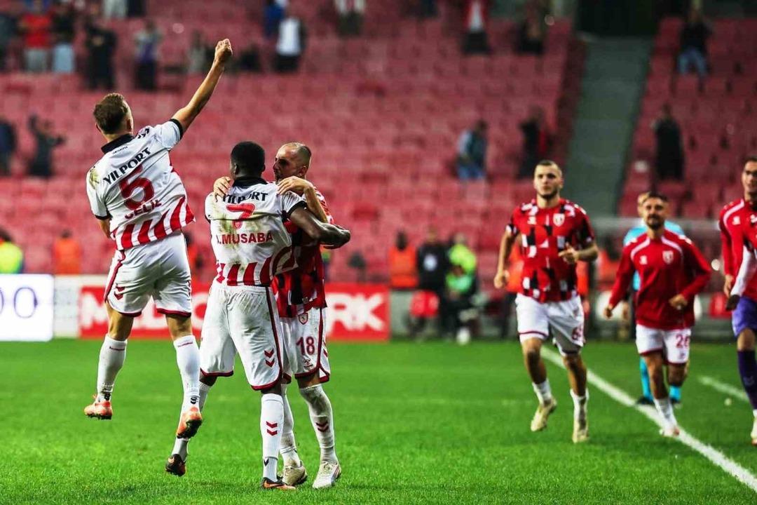 Samsunsport şampiyonaya iyi başladı! Alt ligden rakiplerine karşı ateş açmayan Karadeniz takımı skoru 11 ... 2'ye çıkardı