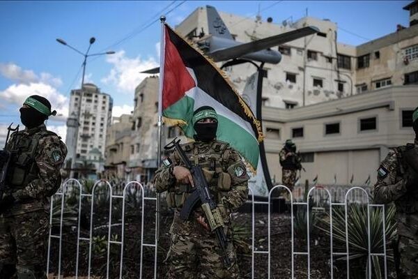 Tanklar Gazze’ye girdi! Trump’ın iddiasına Hamas’tan sert yanıt: Rehinelerin kaderi, Netanyahu’nun elinde