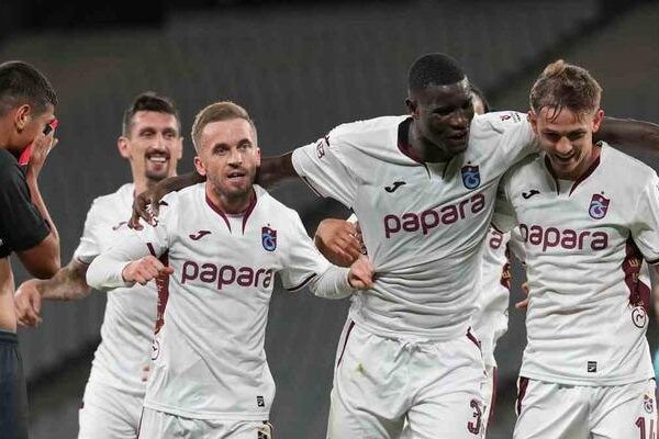 Trabzonspor maç fazlasıyla ikincilik koltuğuna oturdu!