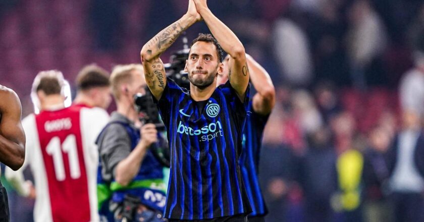 ÖZET | Hakan Çalhanoğlu 2 asistle yıldızlaştı! Inter, Şampiyonlar Ligi’ne galibiyetle başladı…