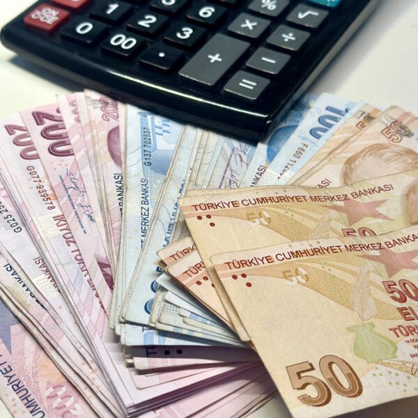 2026 Asgari Ücret Artışı Ne Olacak? İlk Toplantıda Gözler İşçi ve İşverenlerde!