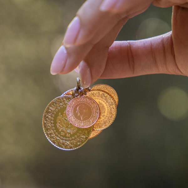 8 Aralık 2025 Altın Fiyatları: Güncel Gram, Çeyrek, Ons ve Yarım Altın Değerleri Ne?